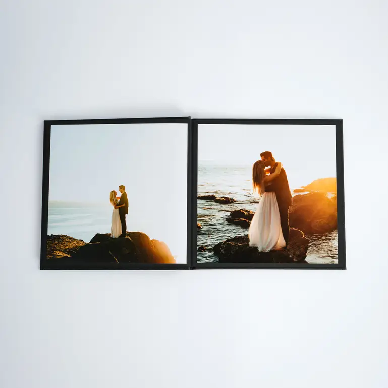 Thumbnail for -1x-1 - 8x8_easy_photo_book_-_black_2_3000x3000_1.webp 4